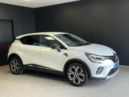 Photo 6 Renault Captur  1.6 E-Tech Plug-in 160ch Intens