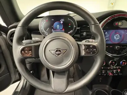Photo 6 Mini Mini  Cooper 136ch Edition Premium Plus BVA7