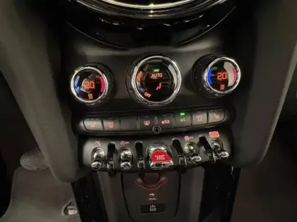 Photo 12 Mini Mini  Cooper 136ch Edition Premium Plus BVA7