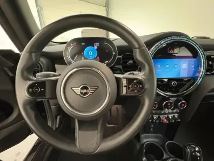 Photo 7 Mini Mini  Cooper 136ch Edition Premium Plus BVA7