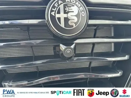 Photo 14 Alfa Romeo Tonale  1.5 Ibrida 175ch TI TCT