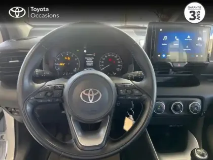 Photo 8 Toyota Yaris  120 VVT-i Dynamic Business 5p MC24