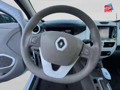 Photo 11 Renault Zoé Zoe Life charge normale R75
