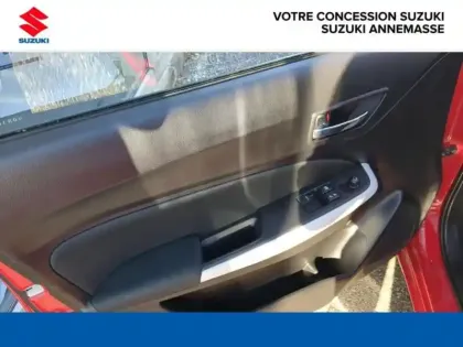 Photo 9 Suzuki Swift  1.2 Dualjet Hybrid 83ch Privilège AllGrip