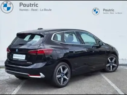 Photo 17 BMW Serie 2 Série 2 ActiveTourer 225e 245ch xDrive Luxury DKG7