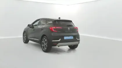 Photo 2 Renault Captur  E-Tech full hybrid 145