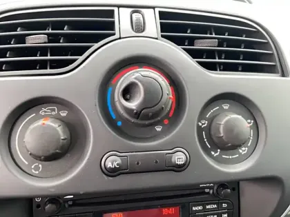 Photo 61 Renault Kangoo Van KANGOO EXPRESS GRAND VOLUME BLUE DCI 115