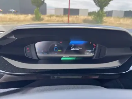Photo 9 Peugeot 308  Plug-in Hybrid 195 ch e-DCS7