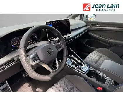 Photo 10 Volkswagen Golf  1.5 eTSI EVO2 150 DSG7