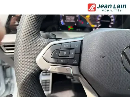 Photo 11 Volkswagen Golf  1.5 eTSI EVO2 150 DSG7