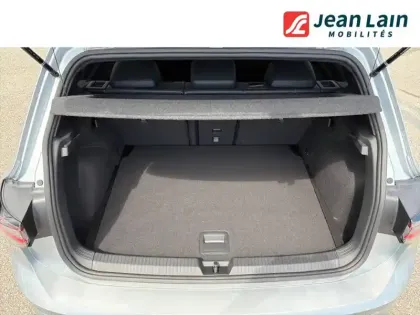 Photo 9 Volkswagen Golf  1.5 eTSI EVO2 150 DSG7