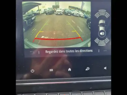Photo 15 Renault Clio  E-Tech hybride 145