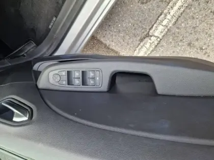 Photo 24 Renault Clio  E-Tech hybride 145