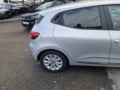 Photo 25 Renault Clio  E-Tech hybride 145