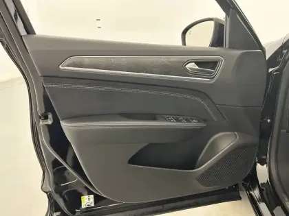 Photo 19 Renault Arkana  E-Tech full hybrid 145 GSR2