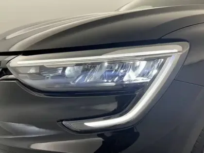 Photo 34 Renault Arkana  E-Tech full hybrid 145 GSR2