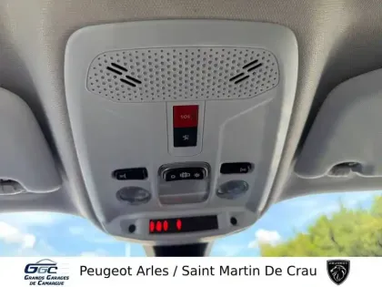 Photo 40 Peugeot 2008  PureTech 130 S&S BVM6