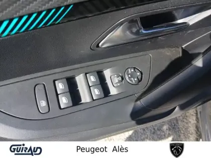 Photo 12 Peugeot 2008  BlueHDi 130 S&S EAT8