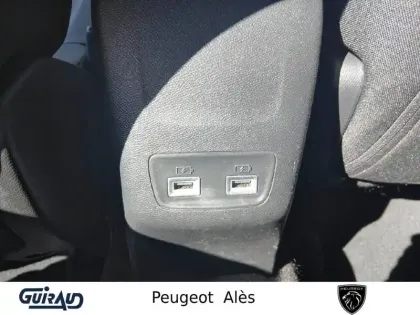 Photo 14 Peugeot 2008  BlueHDi 130 S&S EAT8