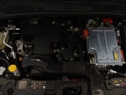 Photo 39 Renault Clio  E-Tech hybride 145