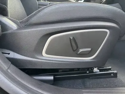 Photo 33 Renault Espace  E-Tech full hybrid 200 GSR2