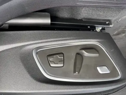 Photo 34 Renault Espace  E-Tech full hybrid 200 GSR2