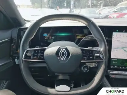 Photo 15 Renault Austral  E-Tech hybrid 200