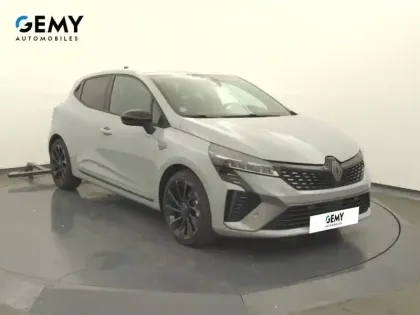 Photo 17 Renault Clio  E-Tech full hybrid 145