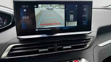 Photo 15 Peugeot 3008  PureTech 130ch S&S EAT8