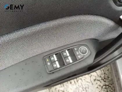 Photo 11 Renault Symbioz  E-Tech full hybrid 145