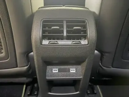 Photo 10 Peugeot 308  Hybrid 145 e-DCS6