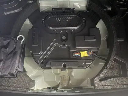 Photo 8 Peugeot 308  Hybrid 145 e-DCS6