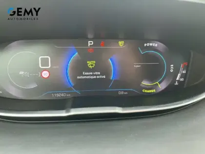 Photo 18 Peugeot 3008  Hybrid 136 e-DCS6