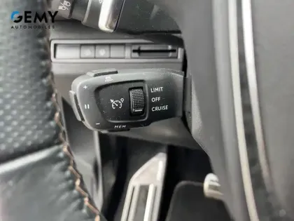 Photo 13 Peugeot 3008  Hybrid 136 e-DCS6