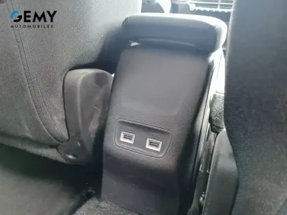 Photo 19 Peugeot 2008  Electrique 136 ch