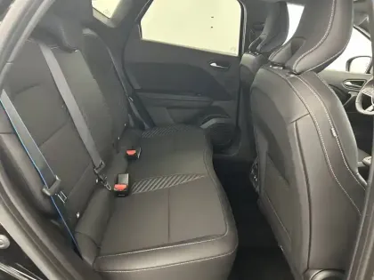Photo 24 Renault Captur  E-Tech full hybrid 145 ch
