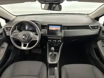 Photo 27 Renault Clio  E-Tech full hybrid 145