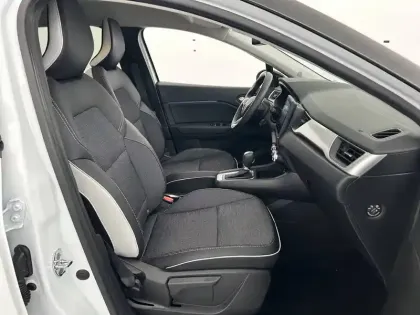 Photo 12 Renault Captur  E-Tech 145 - 21