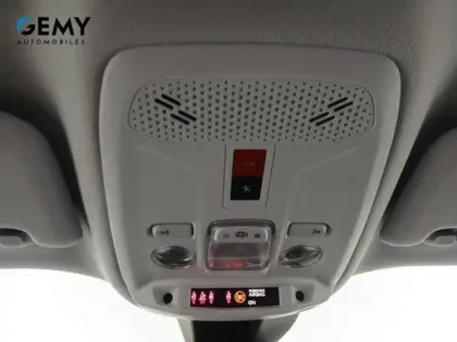 Photo 16 Peugeot 2008  PureTech 130 S&S EAT8