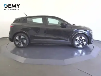 Photo 3 Renault Megane  E-Tech EV60 220 ch super charge
