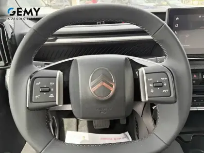 Photo 16 Citroën C3 Aircross  Hybride 145 ch Aut