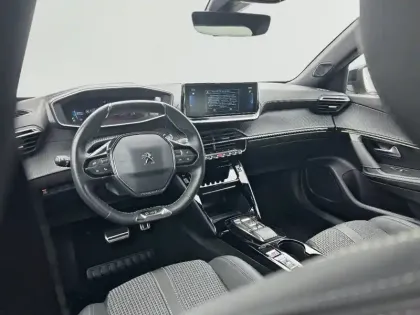 Photo 27 Peugeot 2008  Electrique 136 ch