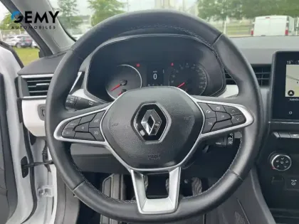 Photo 11 Renault Clio  SCe 65