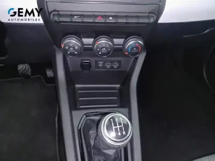 Photo 37 Renault Clio  SCe 65