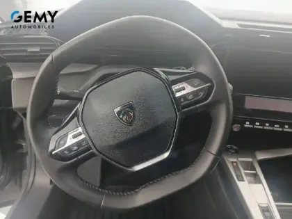 Photo 15 Peugeot 408  Hybrid 145 e-DCS6