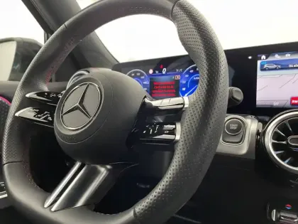 Photo 46 Mercedes Classe B EQB 250+