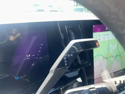 Photo 22 Renault Rafale  E-Tech full hybrid 200 ch