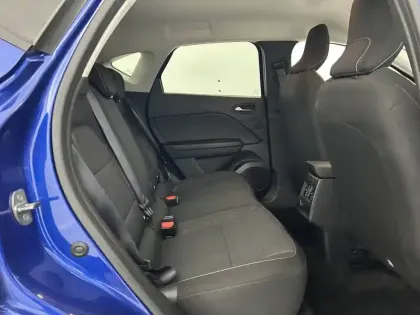 Photo 15 Renault Captur  E-Tech full hybrid 145