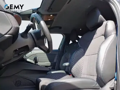 Photo 8 Renault Clio  E-Tech full hybrid 145