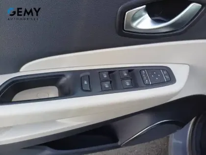 Photo 13 Renault Captur  TCe 150 FAP EDC